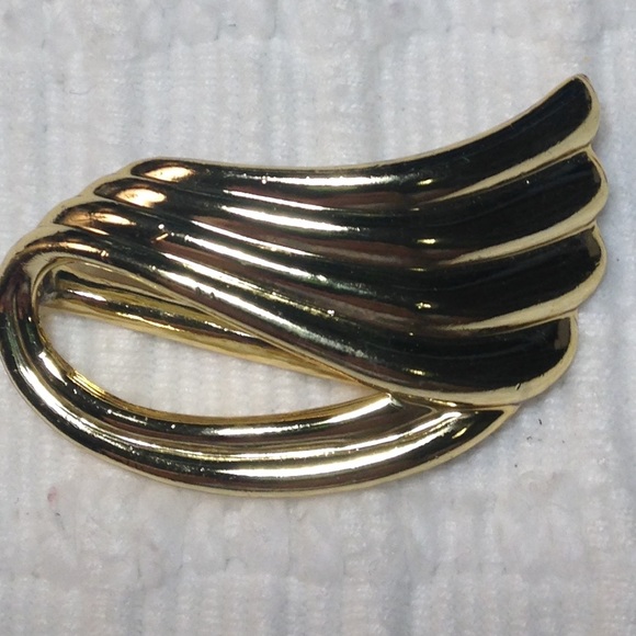 Vintage Piscitelli Wing Gold Tone Scarf Slide - Picture 2 of 5